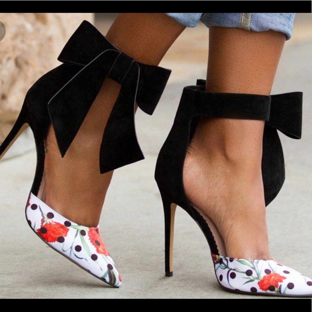 Wrapped in a Pretty Bow Heels